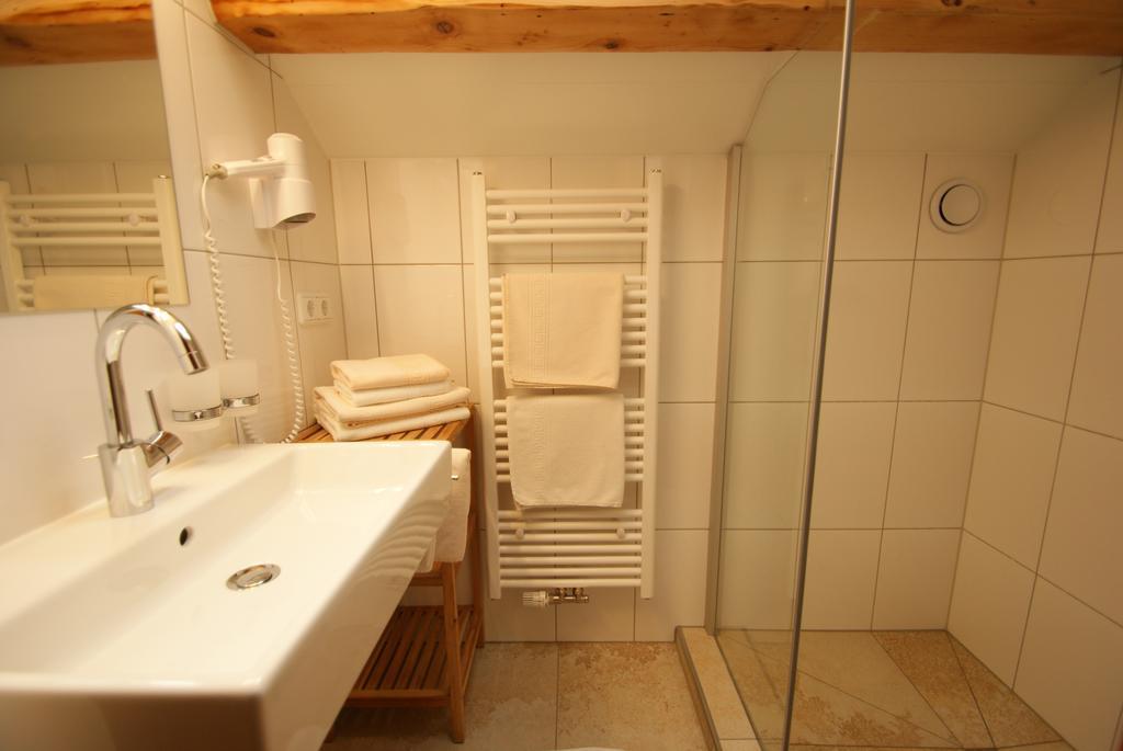 Haus Landbrugg Daire Lech am Arlberg Oda fotoğraf