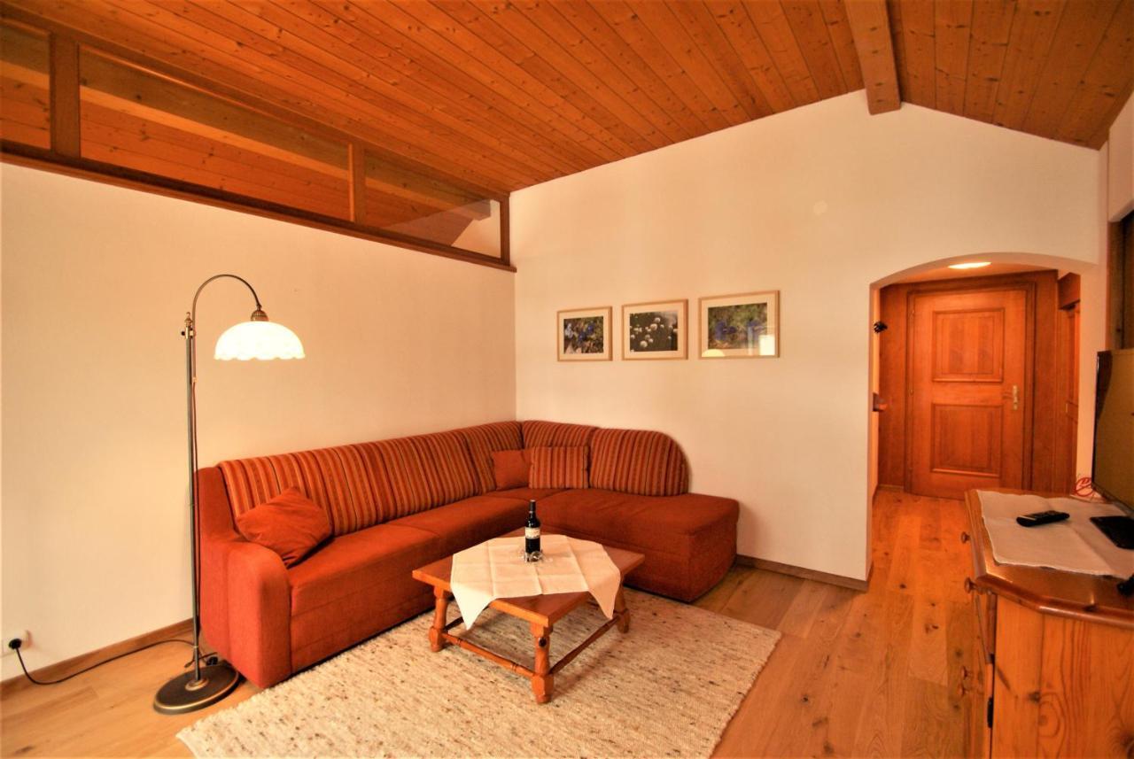 Haus Landbrugg Daire Lech am Arlberg Oda fotoğraf
